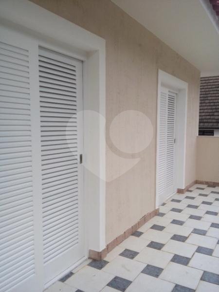 Casa à venda com 4 quartos, sendo 3 suítes, em Jardim Leonor, São Paulo, SP