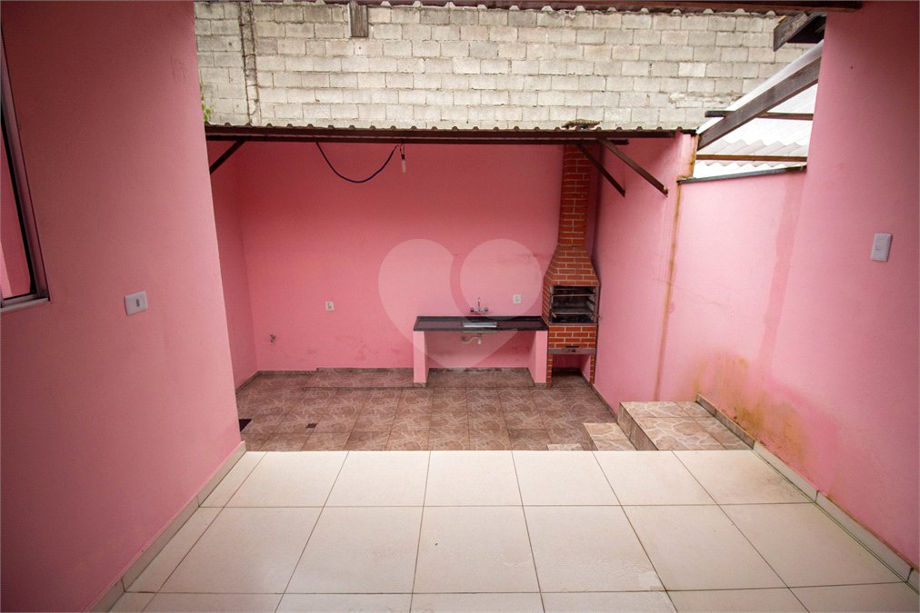 Casa à venda com 2 quartos em Reneville, Mairinque, SP