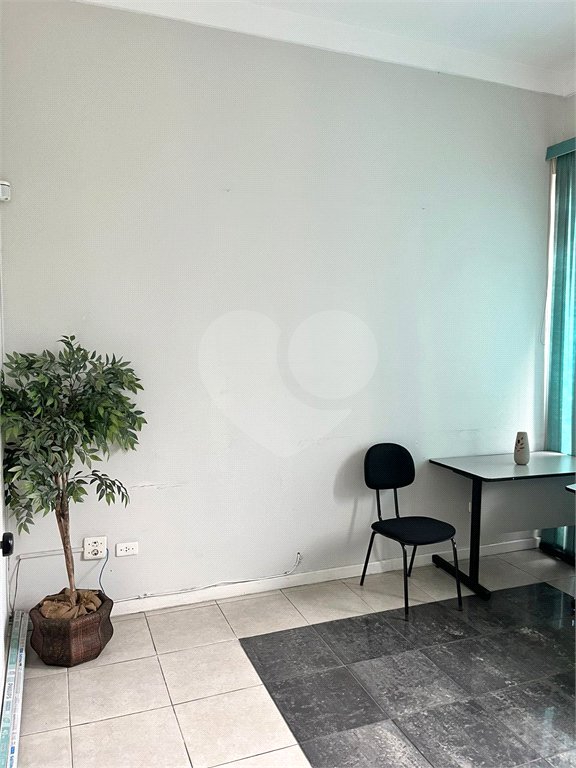 Casa à venda com 4 quartos em Jardim Oriental, São Paulo, SP