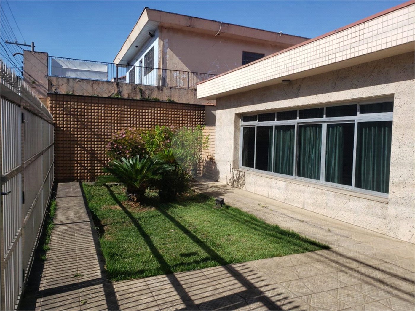 Casa à venda com 3 quartos, sendo 1 suíte, em Jardim Japão, São Paulo, SP