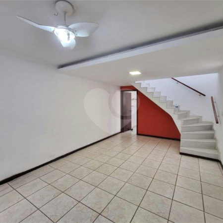 Sobrado à venda com 3 quartos, sendo 2 suítes, em Jardim Ester Yolanda, São Paulo, SP
