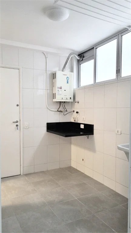 Apartamento à venda com 3 quartos, sendo 1 suíte,  em Perdizes, São Paulo, SP