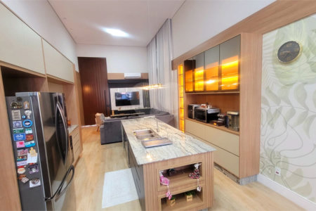Casa à venda com 4 suítes no condomínio Sta Morriz, Campinas - SP