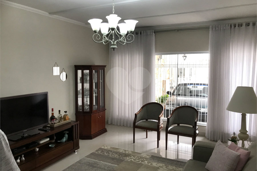 Sobrado à venda com 2 quartos em Santana, São Paulo, SP