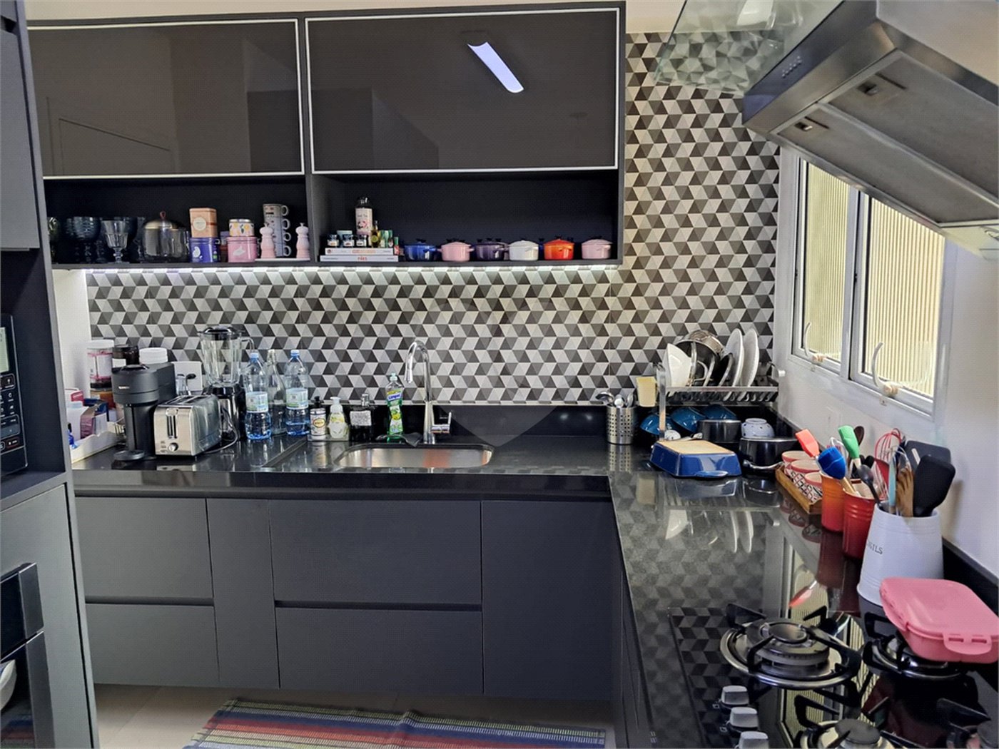 Apartamento à venda com 3 quartos, sendo 1 suíte, em Chácara Santo Antônio, São Paulo, SP