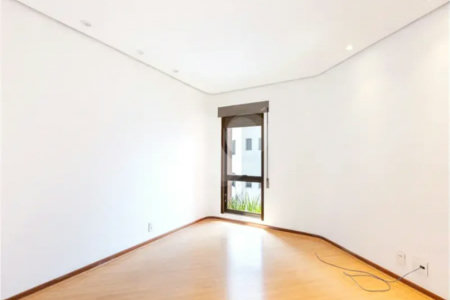 Apartamento à venda ou para alugar com 3 suítes em Real Parque, São Paulo, SP