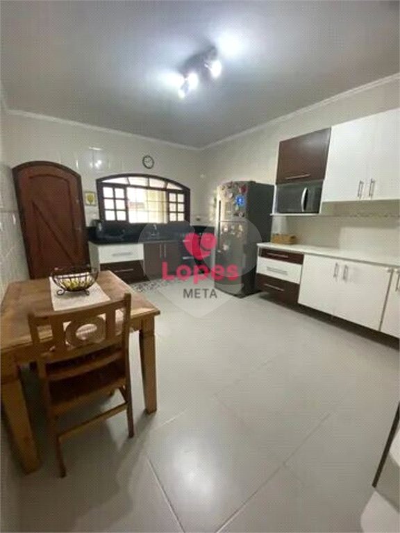Casa à venda com 2 suítes em Jardim das Indústrias, São José dos Campos, SP