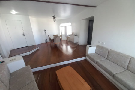 Apartamento à venda com 3 quartos, sendo 1 suíte, em Vila Andrade, São Paulo, SP