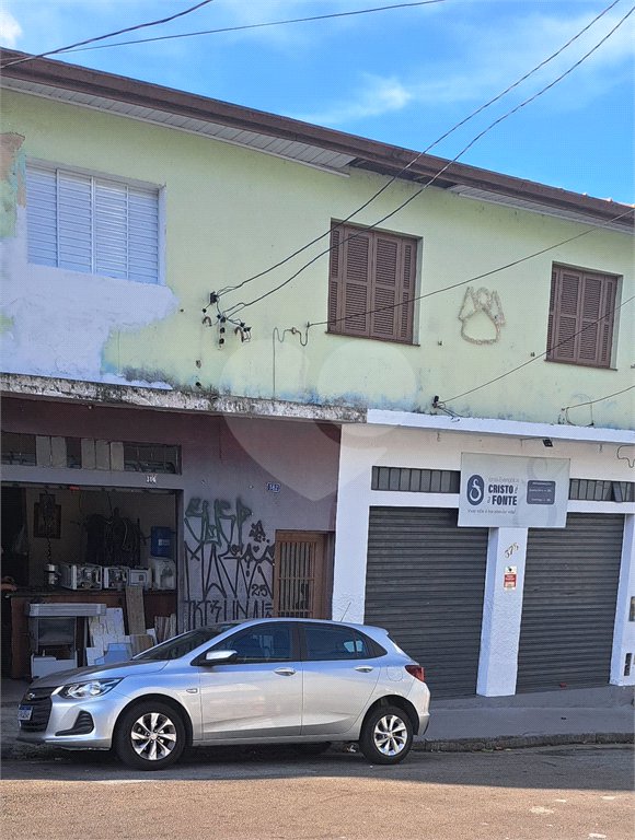 Casa à venda com 3 quartos em Jardim Centenário, São Paulo, SP
