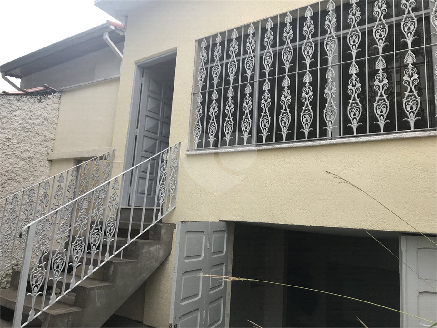 Casa à venda com 4 quartos, sendo 1 suíte, em Santana, São Paulo, SP