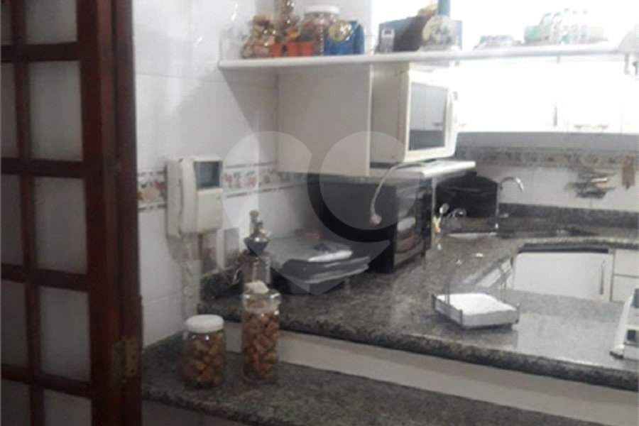 Sobrado à venda com 3 quartos, sendo 1 suíte, em Jardim França, São Paulo, SP