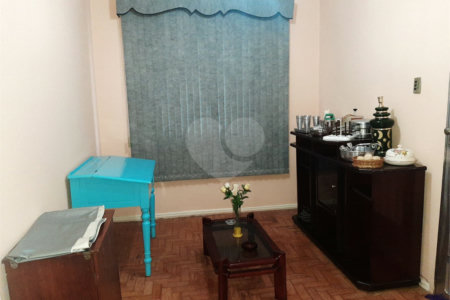 Casa à venda com 3 quartos em Campo Grande, Rio de Janeiro, RJ