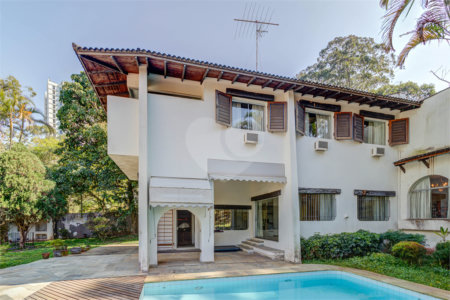 Casa à venda com 3 suítes em Jardim Marajoara, São Paulo, SP