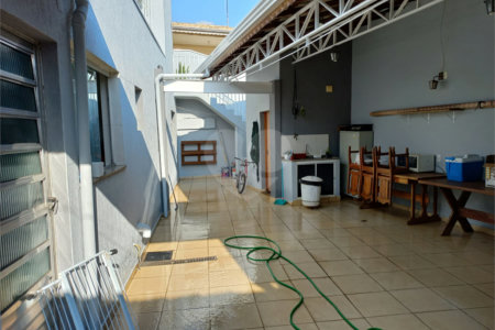 Casa à venda com 3 quartos em Jardim Cidapel, Jundiaí, SP