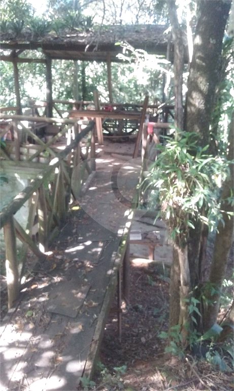 Casa à venda com 6 quartos, sendo 3 suítes, em Monte Alegre, Vinhedo, SP