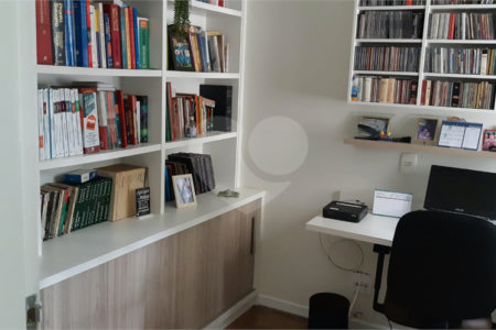 Casa à venda com 3 quartos, sendo 1 suíte, no condomínio Reserva das Flores - Casas, Guarulhos - SP