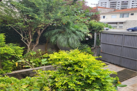 Casa à venda com 4 quartos, sendo 2 suítes, em Vila Maria Alta, São Paulo, SP