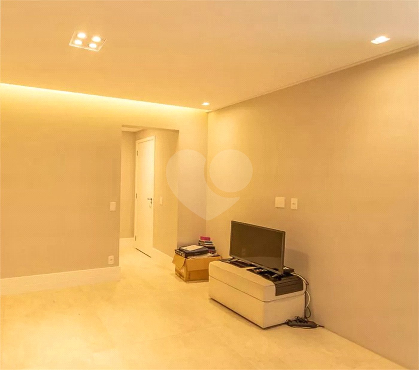 Apartamento à venda com 3 quartos, sendo 1 suíte, em Vila Anastácio, São Paulo, SP