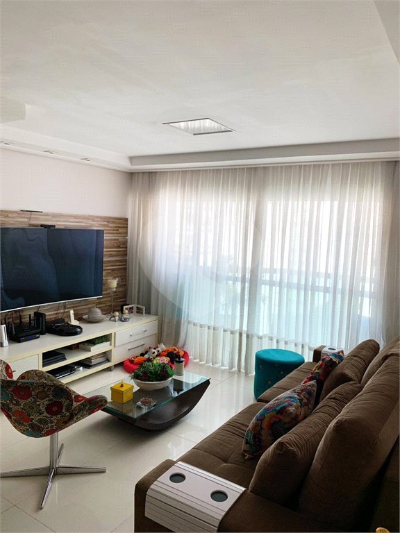 Apartamento à venda com 3 suítes em Santana, São Paulo, SP