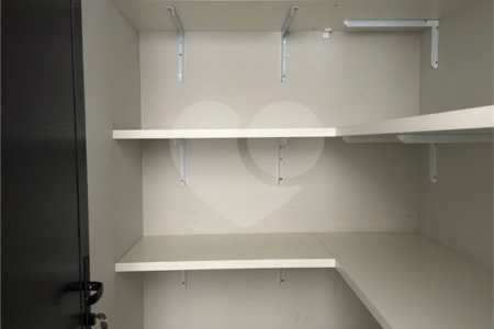 Casa à venda com 3 quartos, sendo 2 suítes, no condomínio Jardim Residencial Dona Maria José, Indaiatuba - SP