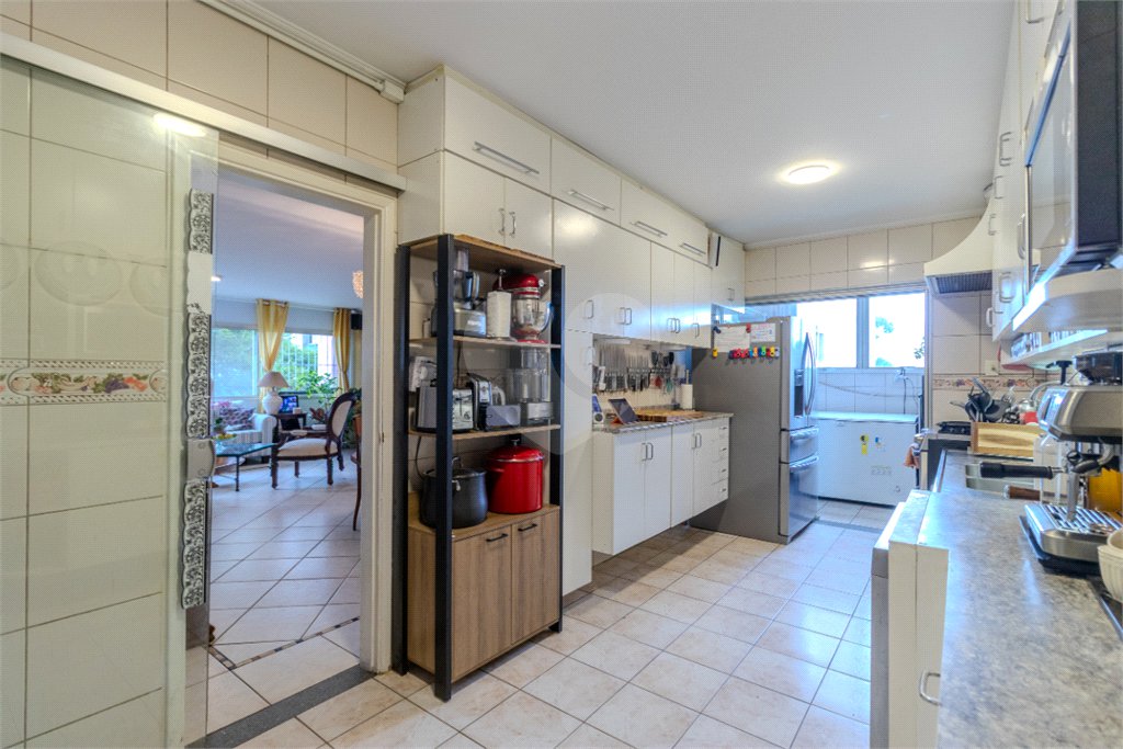 Apartamento à venda com 4 quartos, sendo 1 suíte, em Chácara Santo Antônio, São Paulo, SP