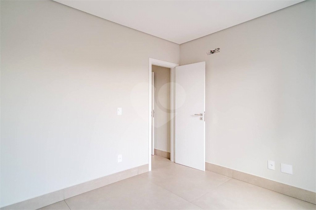 Casa à venda com 4 suítes no condomínio Residencial Duas Marias, Indaiatuba - SP