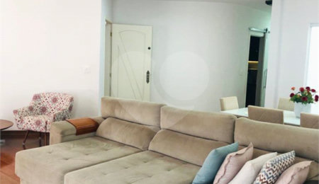 Casa Térrea à venda com 3 quartos, sendo 1 suíte,  em Jardim Londrina, São Paulo, SP