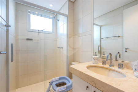 Apartamento à venda com 4 quartos, sendo 3 suítes,  em Real Parque, São Paulo, SP