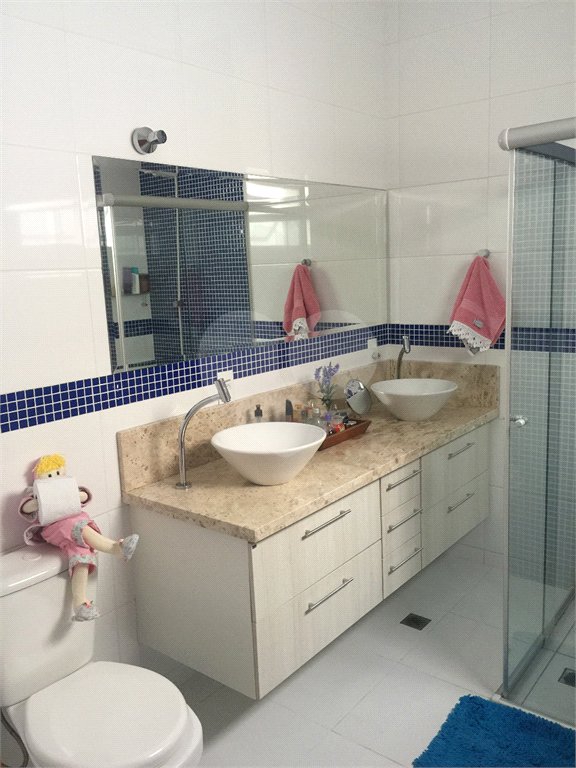 Casa à venda com 3 suítes no condomínio Lago da Serra, Araçoiaba da Serra - SP