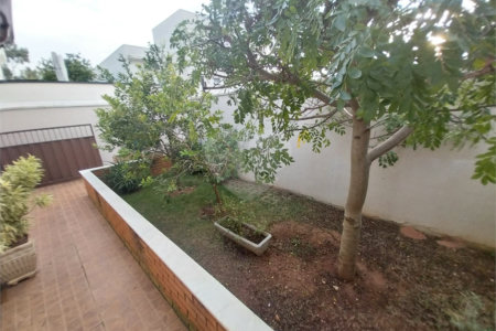Casa Térrea Disponível para Locação e Venda no Condomínio Vilaggio Capriccio