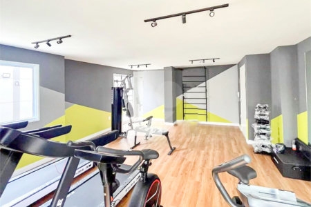 Studio mobiliado a venda no Ipiranda com 1 dormitorio e lazer.