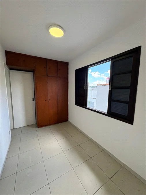 Sobrado à venda com 4 quartos, sendo 1 suíte,  em Vila Sônia, São Paulo, SP