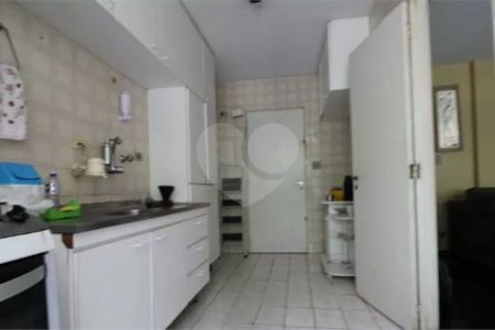 Apartamento à venda com 4 quartos, sendo 1 suíte, em Santo Amaro, São Paulo, SP