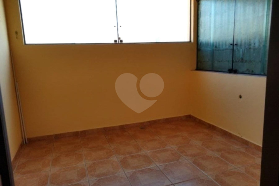 Casa à venda com 5 quartos, sendo 1 suíte, em Artur Alvim, São Paulo, SP