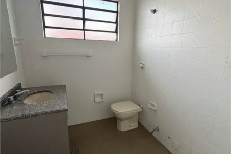 Sobrado à venda com 4 quartos, sendo 1 suíte,  em Vila Sônia, São Paulo, SP