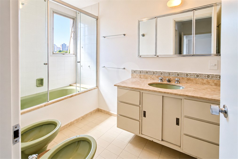 Apartamento à venda com 2 quartos, sendo 1 suíte, em Chácara Santo Antônio (zona Sul), São Paulo, SP