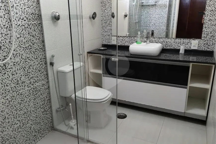 Casa à venda com 3 quartos, sendo 1 suíte,  em Vila Mariana, São Paulo, SP