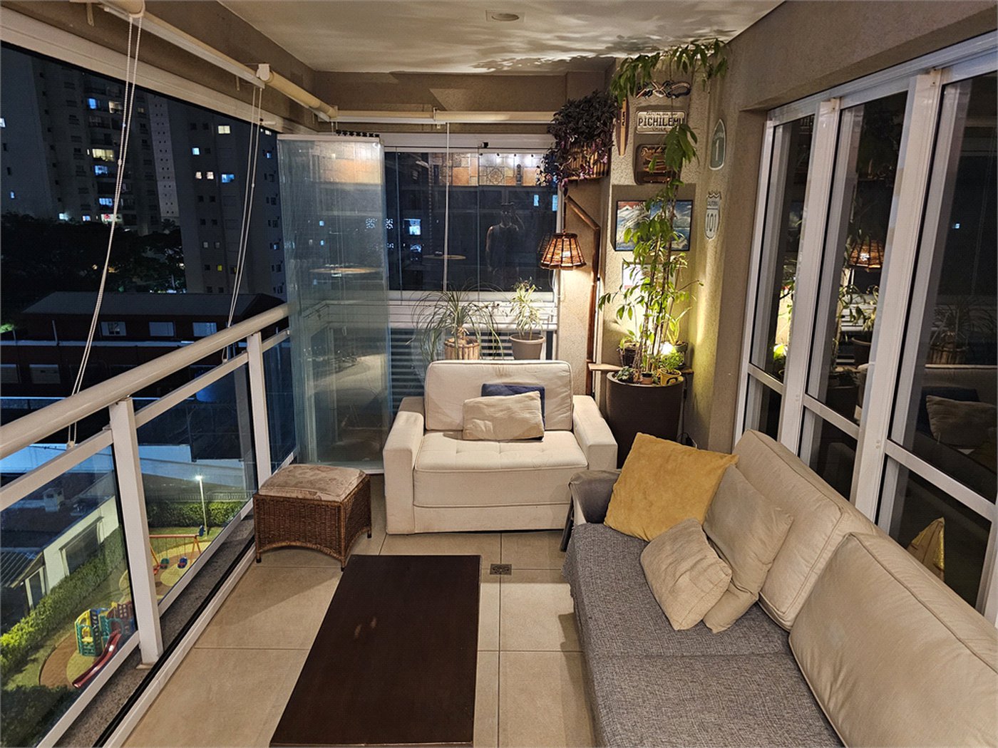 Apartamento para alugar com 2 quartos, sendo 1 suíte,  em Jardim das Acácias, São Paulo, SP