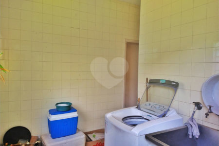 Casa à venda com 2 quartos, sendo 1 suíte, em Vila Comercial, São Paulo, SP