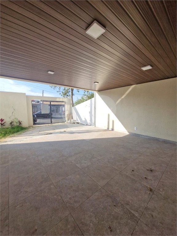 Casa à venda com 3 quartos, sendo 1 suíte, em Pinheirinho, Vinhedo, SP