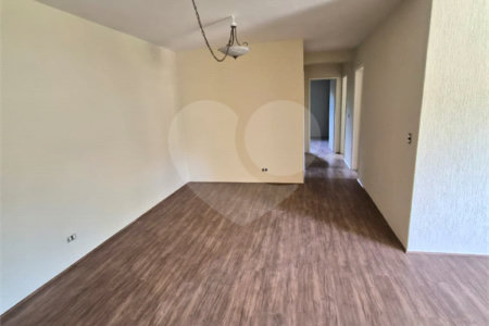 Apartamento à venda com 3 quartos, sendo 1 suíte, em Vila Ida, São Paulo, SP