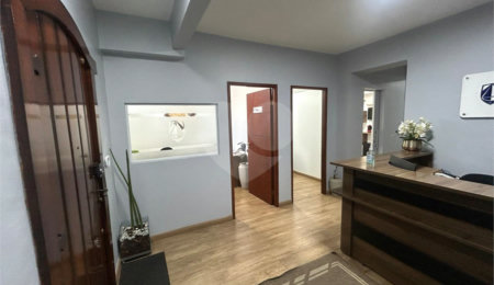 Sobrado para alugar com 5 quartos, sendo 1 suíte,  em Chácara Santo Antônio, São Paulo, SP