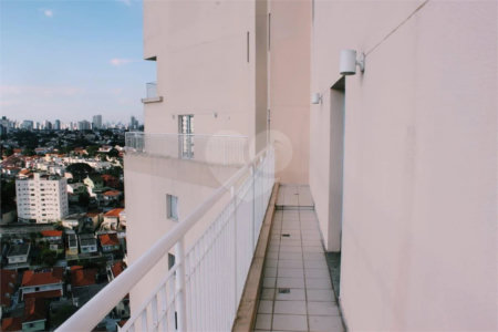 Duplex à venda com 3 quartos, sendo 2 suítes,  em Vila Santo Estéfano, São Paulo, SP