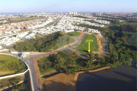 Casa à venda com 3 suítes no condomínio Helena Maria, Sorocaba - SP