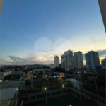 Apartamento à venda com 3 quartos, sendo 1 suíte, em Vila Hamburguesa, São Paulo, SP