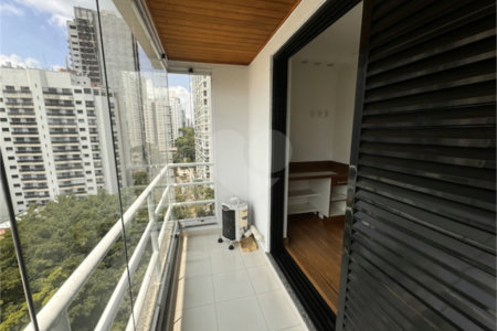 Cobertura à venda com 3 suítes em Cidade Monções, São Paulo, SP