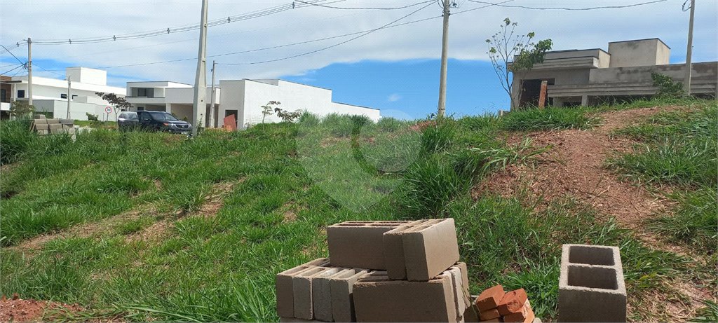 Terreno à venda em Residencial Jatobás, Louveira, SP