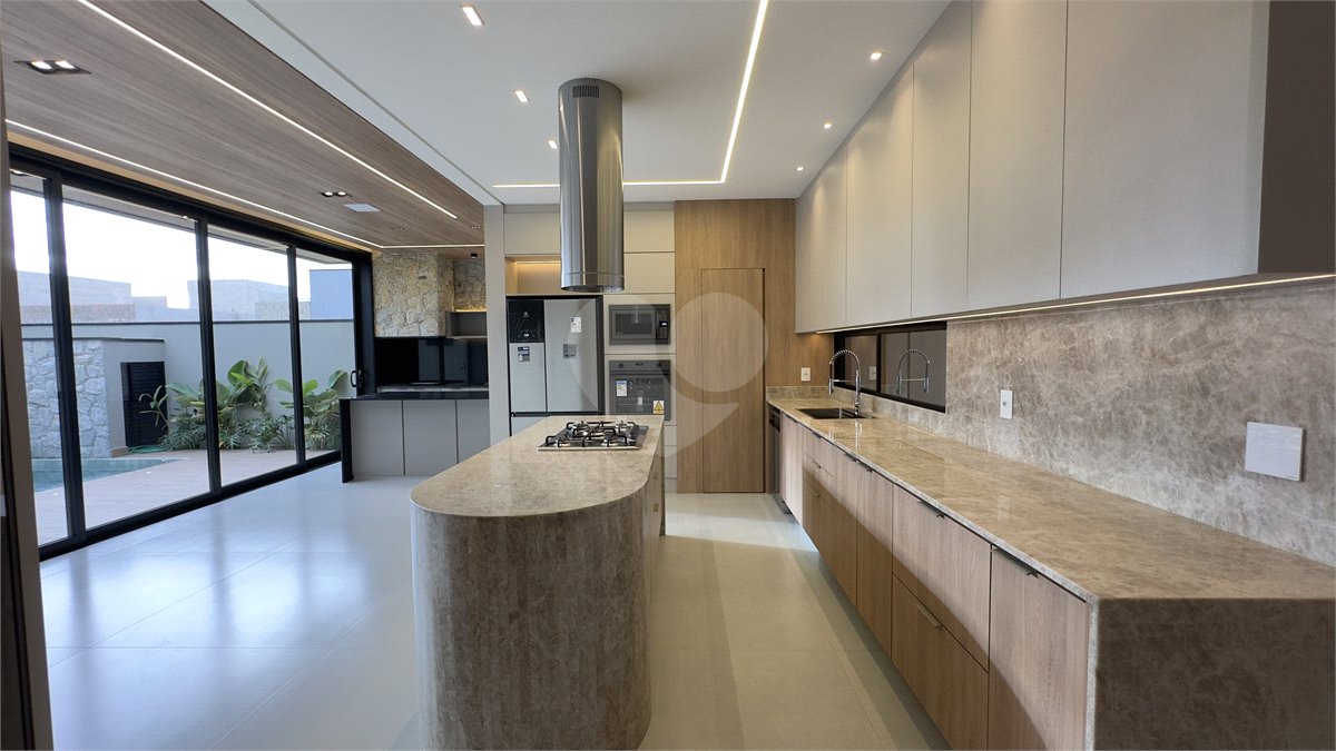 Casa à venda com 3 suítes no condomínio Jardim Residencial Dona Maria Candida, Indaiatuba - SP