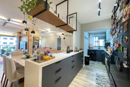 Apartamento à venda com 3 quartos, sendo 1 suíte, em Indianópolis, São Paulo, SP