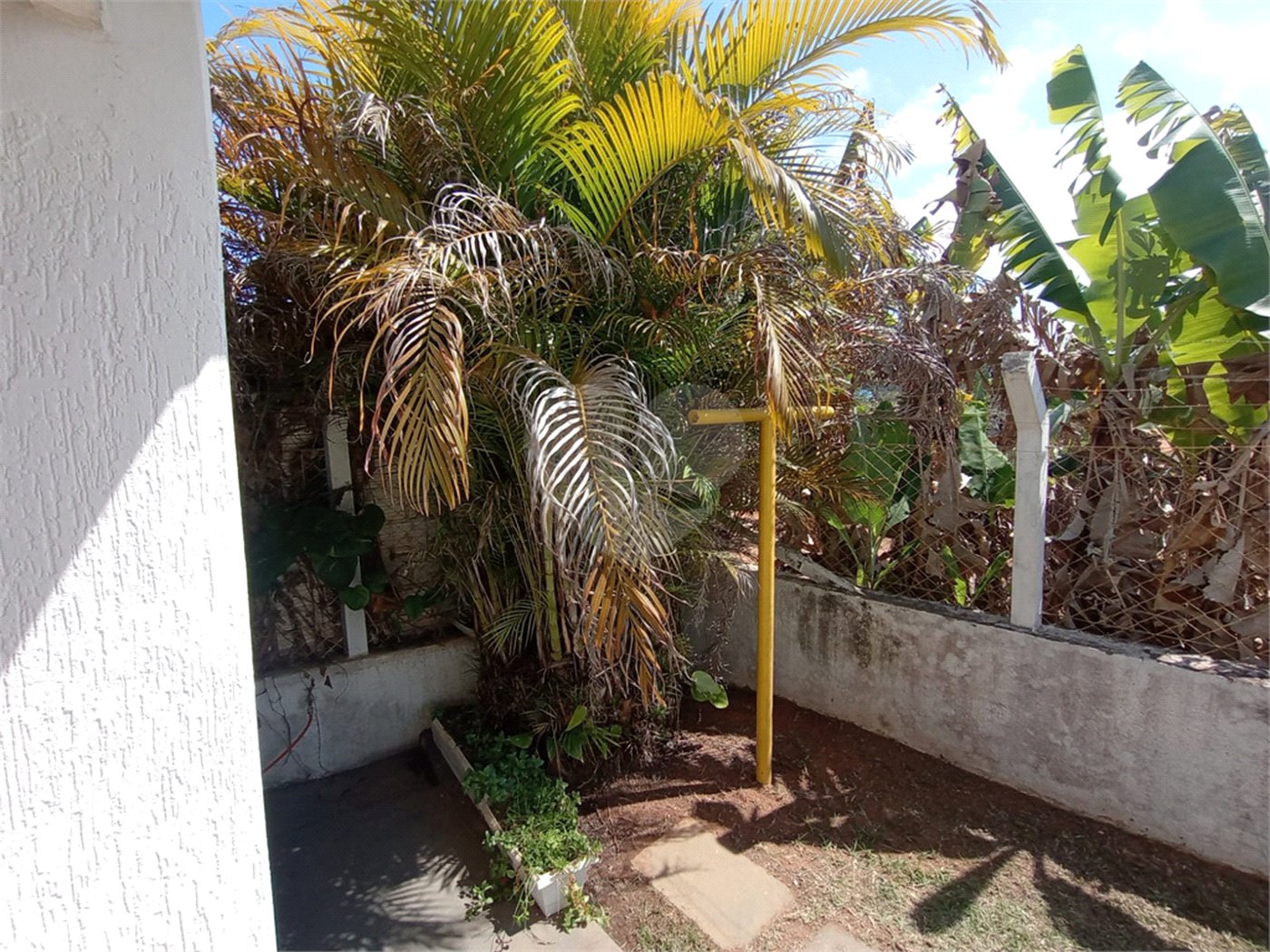 Casa à venda com 2 quartos em Vila Messias, Alambari, SP